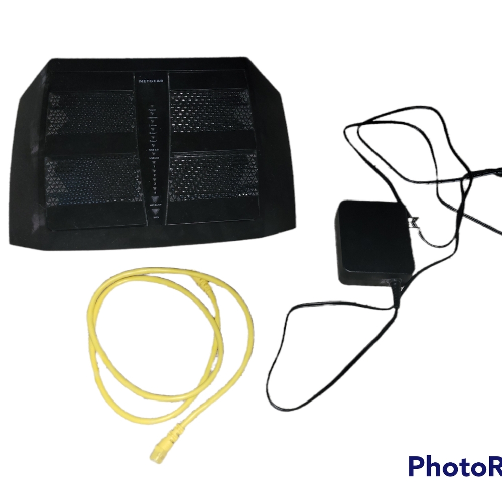 Netgear Nighthawk X6, lightly used for about a year.